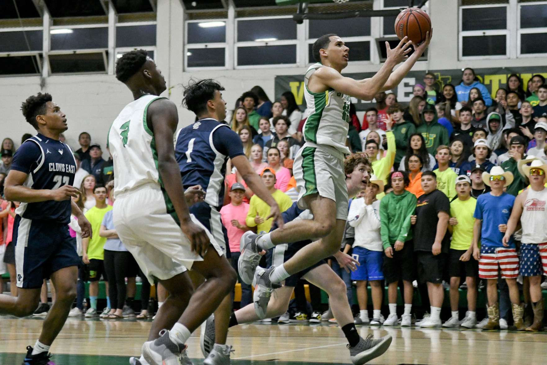 022520 Clovis East SJ basketball 14.jpg